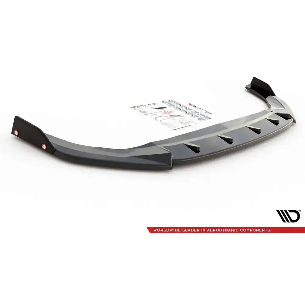 Frontleppe til Volkswagen Golf 8 GTI V.3, sort plast med flaps og vingeelementer, sett skrått ovenfra.