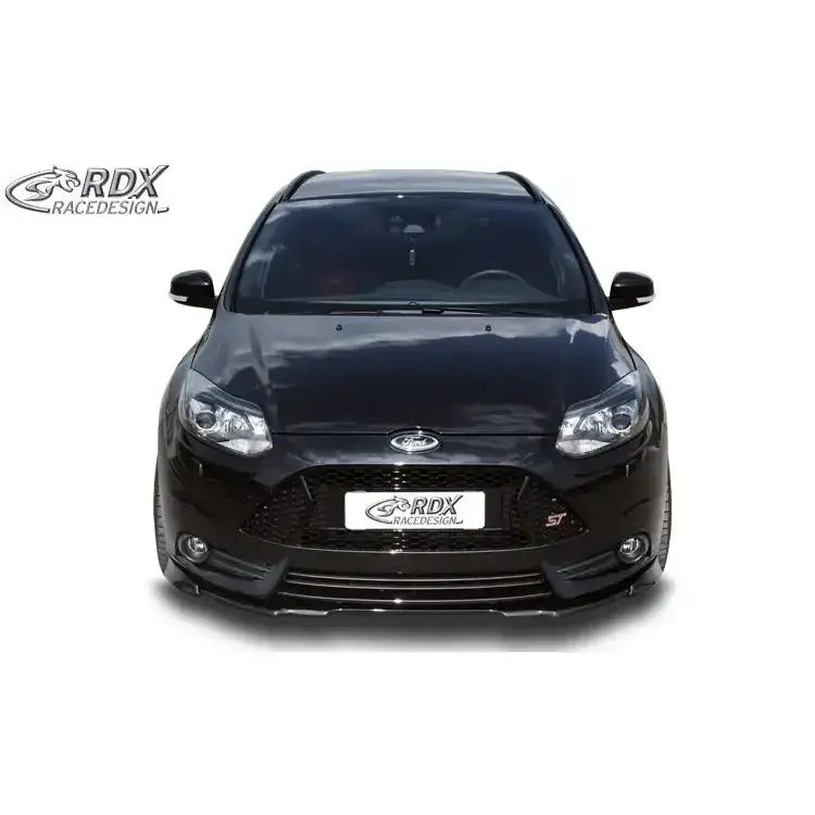 Frontsplitter til Ford Focus 3 ST 12-, svart sportsmodell sett forfra med RDX-logo på skiltet.