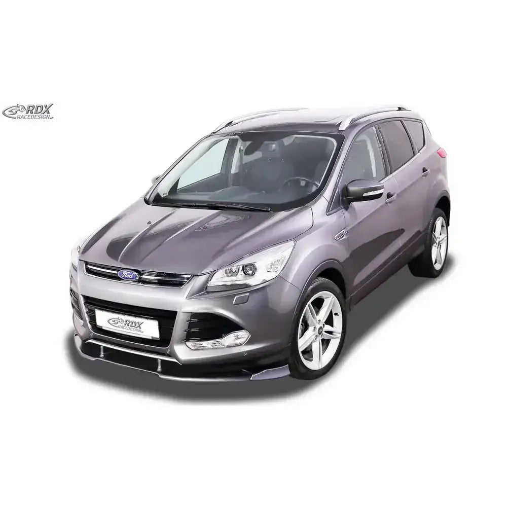 Frontspoiler på Ford Kuga 2 DM2 12-16 SUV med sølvfelger sett forfra fra siden.