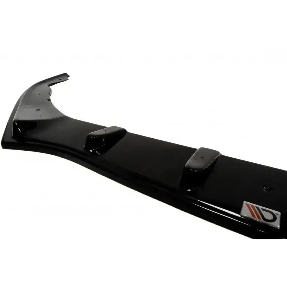 Frontsplitter til Honda Accord Mk 8 Preface, sort og glanset med synlig logo og tre festepunkter.