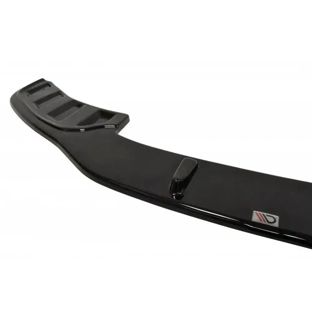 Front splitter Honda Civic VIII Type S/R i sort, glossy plast med strukturerte detaljer og synlig logo.