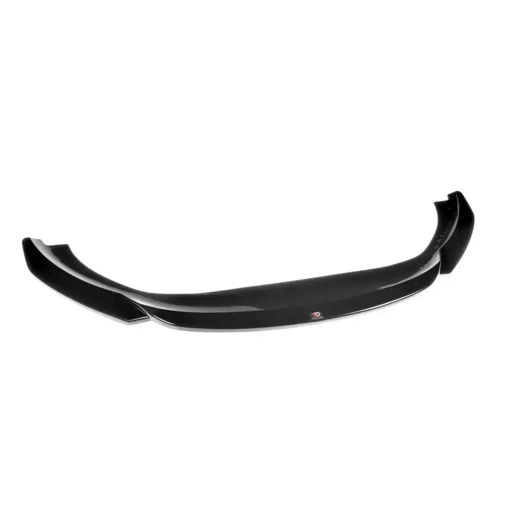 Frontspoiler til Maserati Quattroporte Mk.6 Preface, sort buet del med logo midt foran og hevede ender.