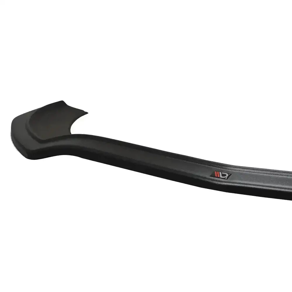 Frontsplitter til Mercedes Benz Gla 45 Amg SUV X156, sort plast med farget emblem, skrå vinkel.