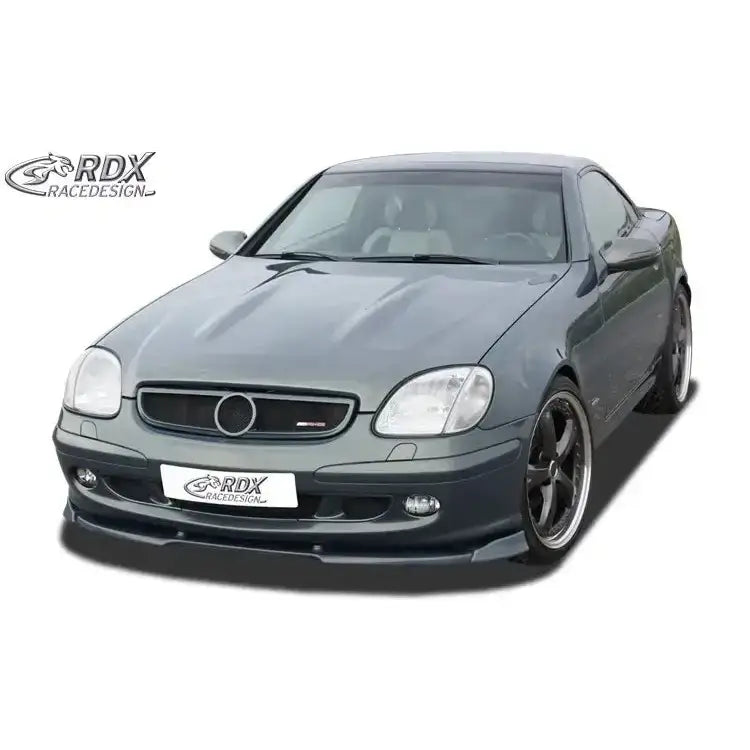 Frontspoiler Mercedes SLK R170 med sorte felger, RDX-logo og sportslig design mot hvit bakgrunn.