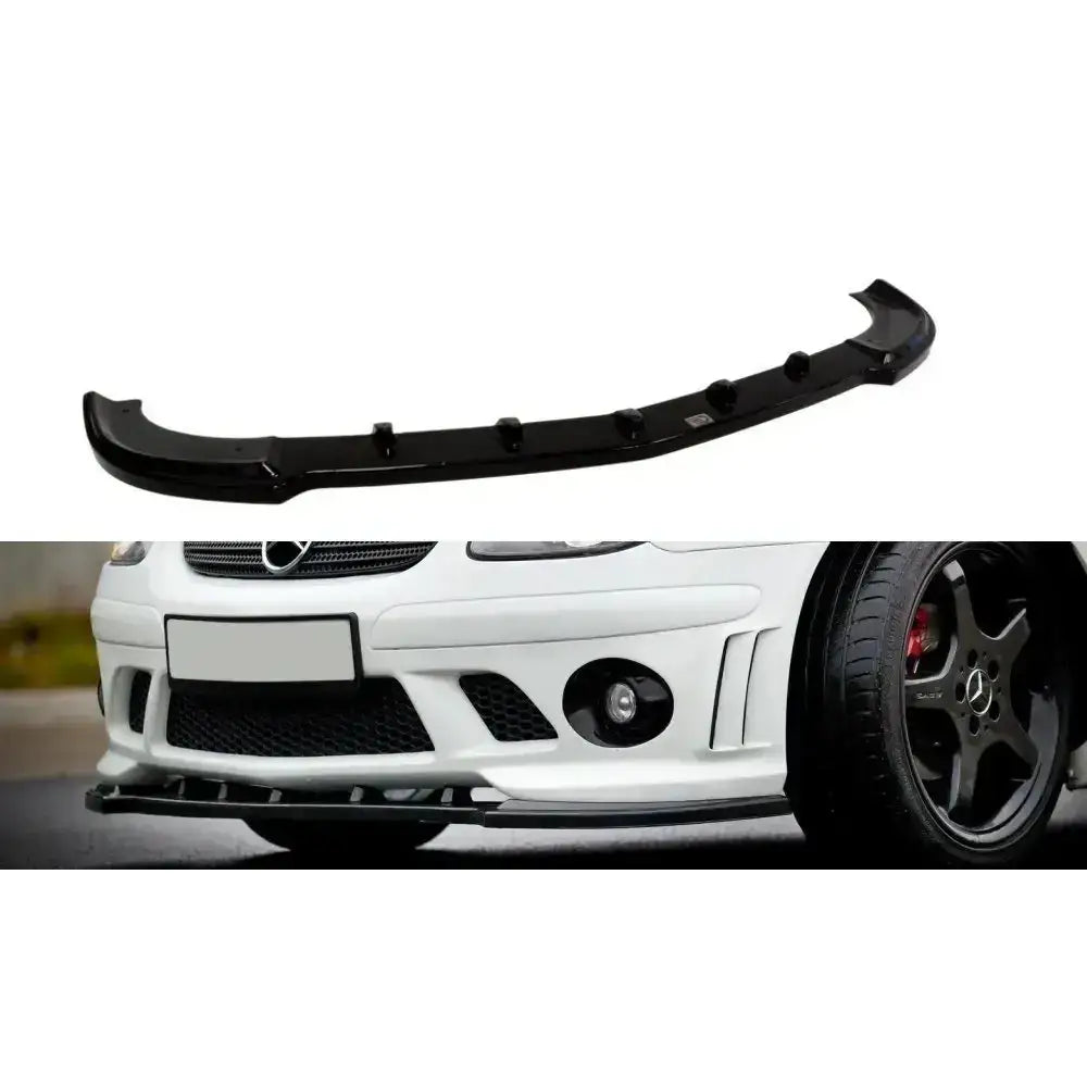 Frontleppe Mercedes Slk R170 for AMG 204 bumper, sort plast, montert og separat, sett forfra og skrått.
