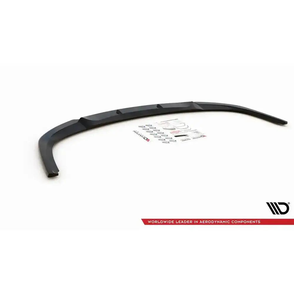 Front splitter til Mitsubishi Lancer Sportback Mk8 sett skrått ovenfra med monteringsdeler og klistremerker.