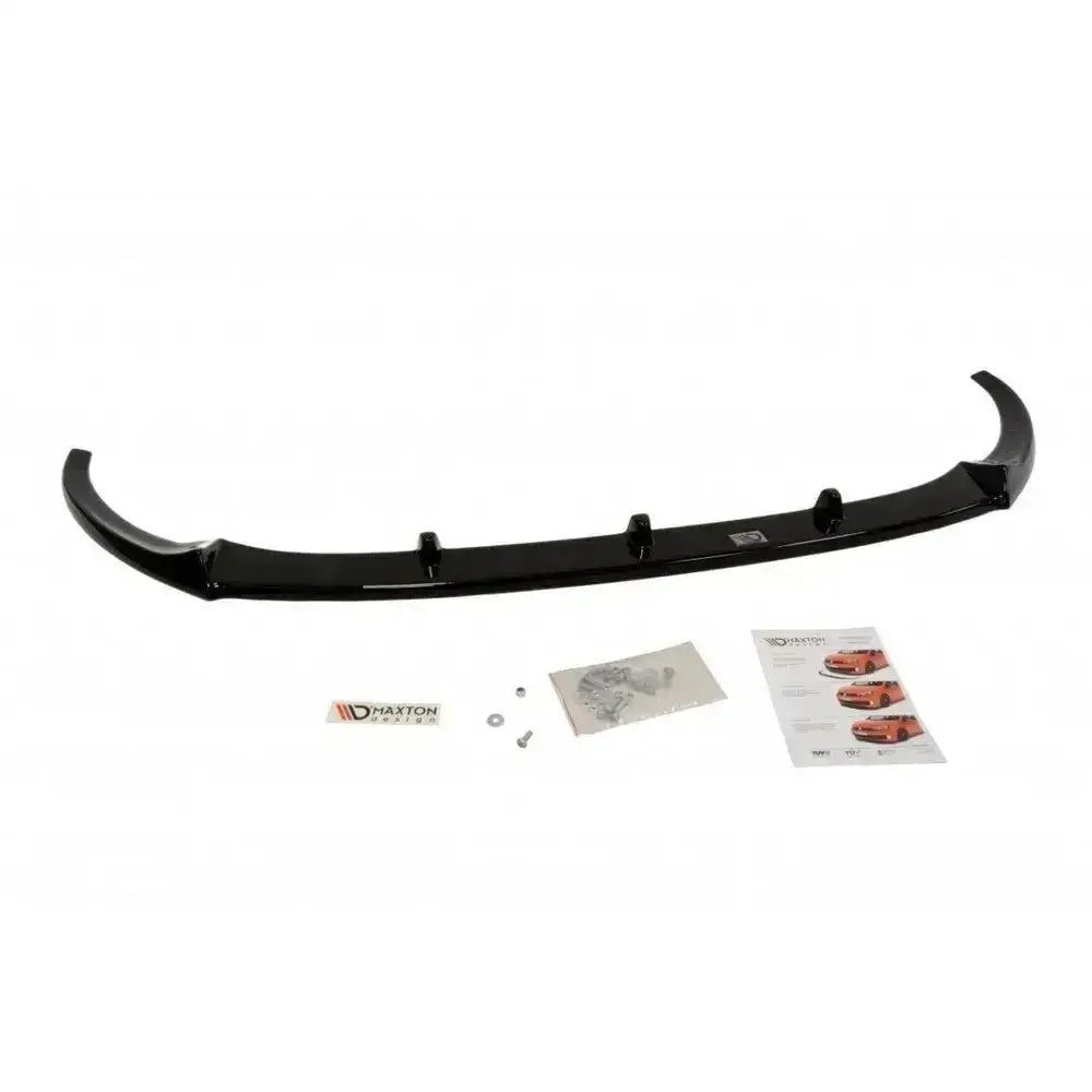 Frontspoiler Opel Corsa E OPC/VXR i sort blank plast med monteringsutstyr, klistremerke og instruksjonsark.