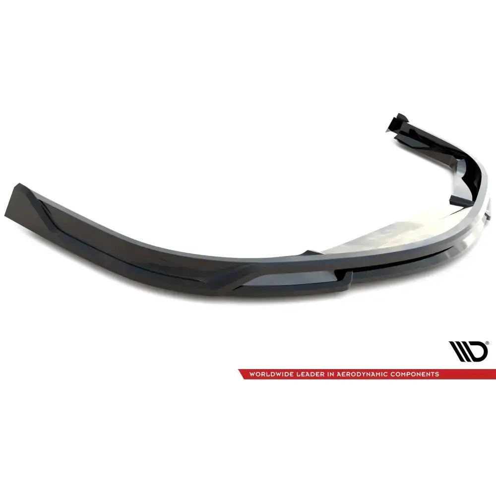 Frontspoiler til Porsche 911 Turbo 997, svart buet plast med glanset finish, skrå vinkel, hvit bakgrunn.