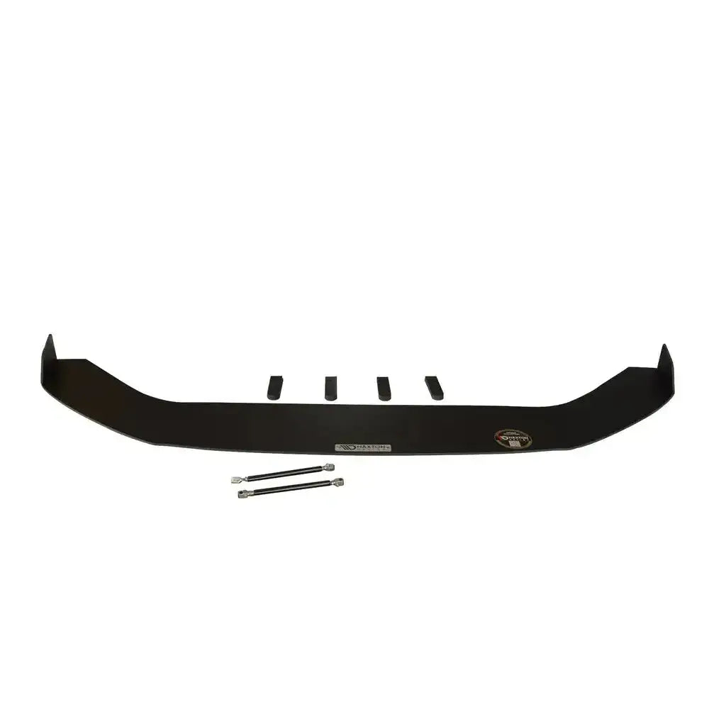 Frontleppe Racing V.2 Bmw 1 F20/F21 M-Power Facelift sett skrått ovenfra med fire utsparinger og to metallstag.
