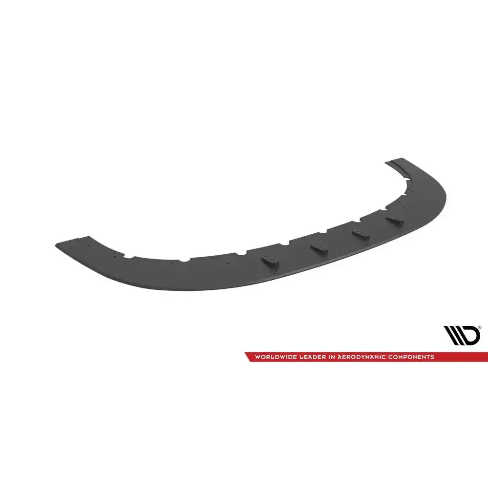 Front splitter Street Pro Audi RS6 C6 i svart plast med vinger, sett skrått ovenfra mot hvit bakgrunn.