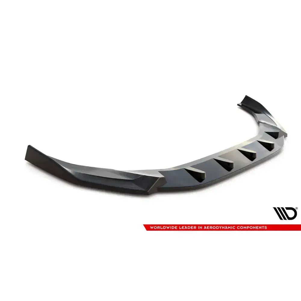 Front splitter for Audi A4 S-Line B9 Facelift med seks finner, svart plast, skrå visning mot hvit bakgrunn.