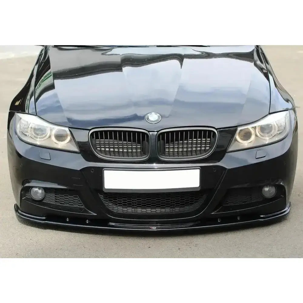 Frontspoiler til BMW 3 E91 M-Pack Facelift, sort og blank, montert under frontfanger med doble nyregriller.