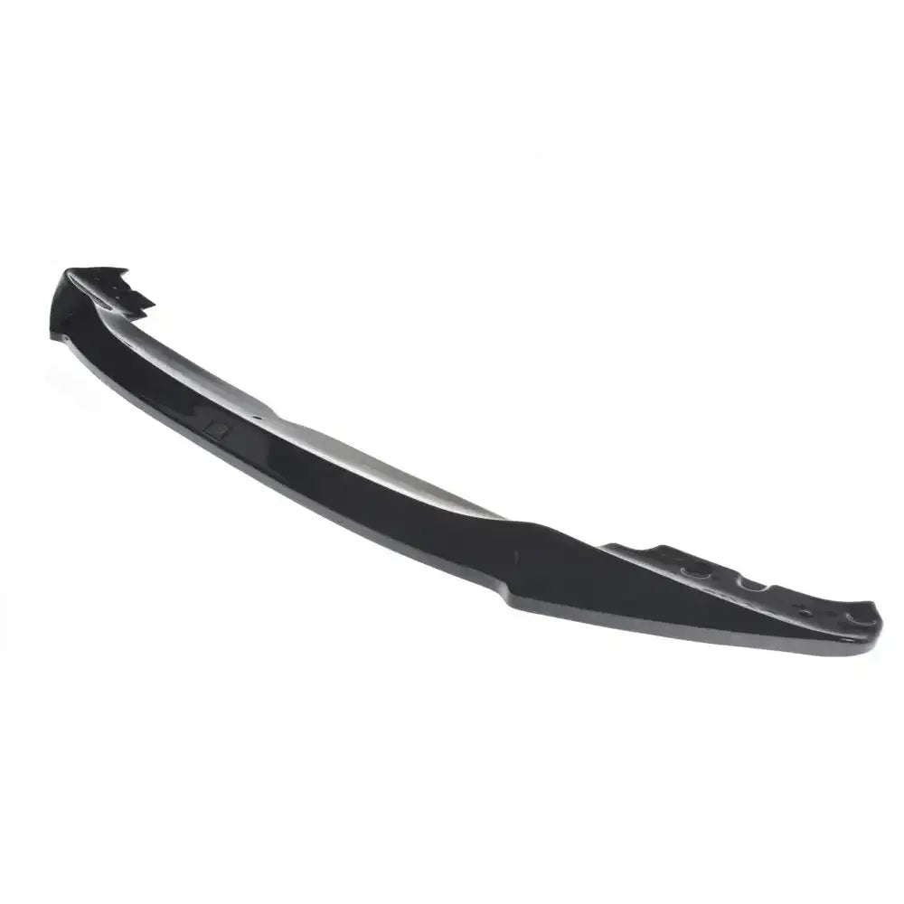Frontleppe V.1 BMW 3 G20 M-Pack i sort plast sett fra skrå vinkel med glanset overflate.