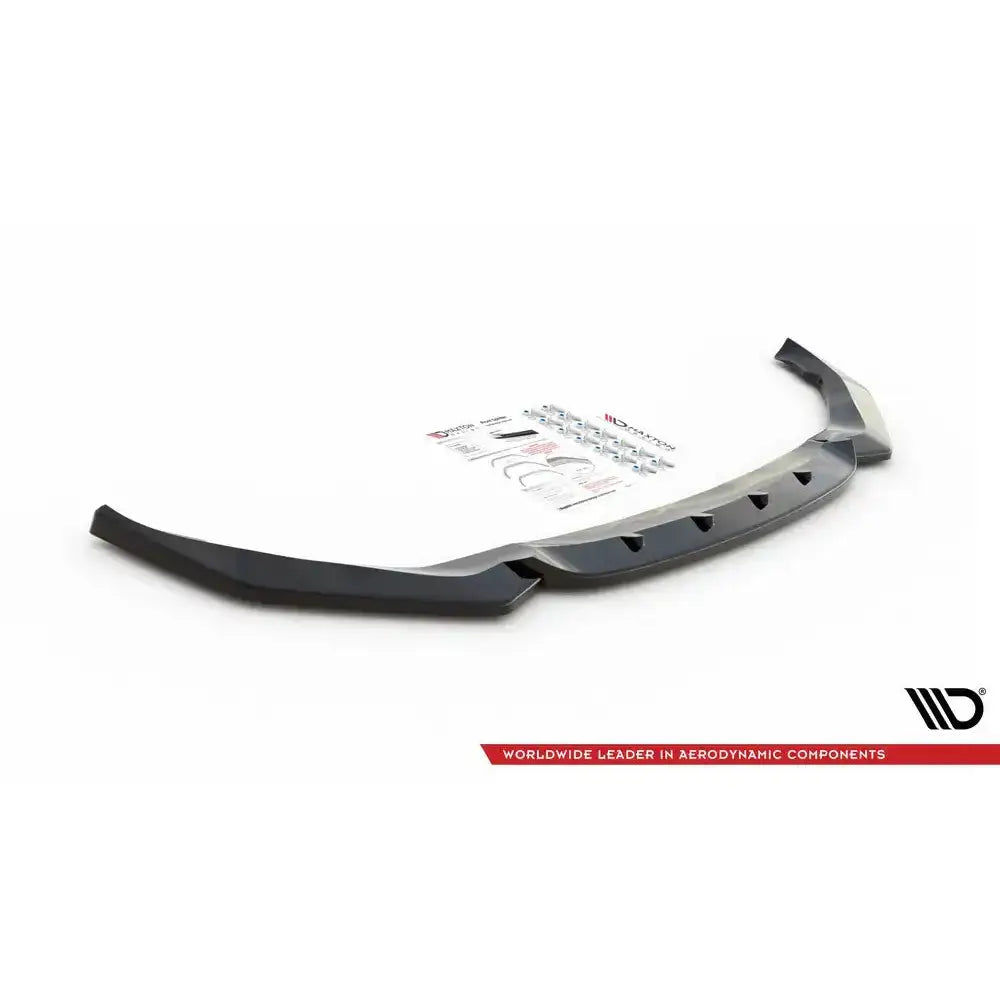 Front splitter til BMW X1 M-Pack F48, sort plast med monteringsutstyr og instruksjoner på hvit bakgrunn.