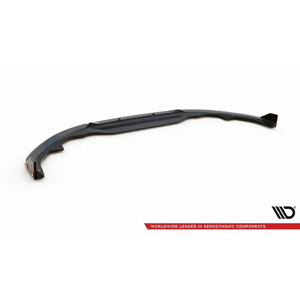 Frontspoiler til Toyota Yaris Mk4 V.1 med røde detaljer og kantete design, sett skrått ovenfra.