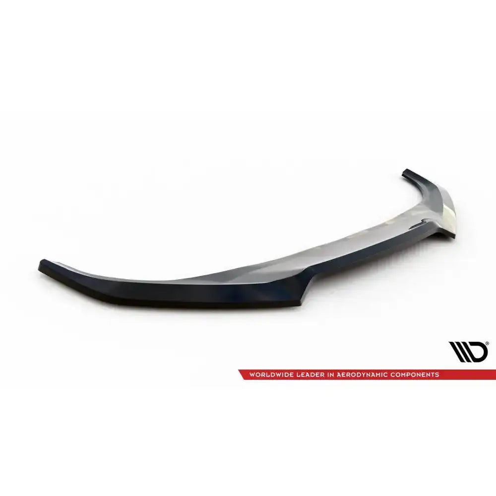 Front splitter til Kia EV6 GT-Line Mk1 V.1 med skarpe linjer og buet, moderne design sett skrått ovenfra.