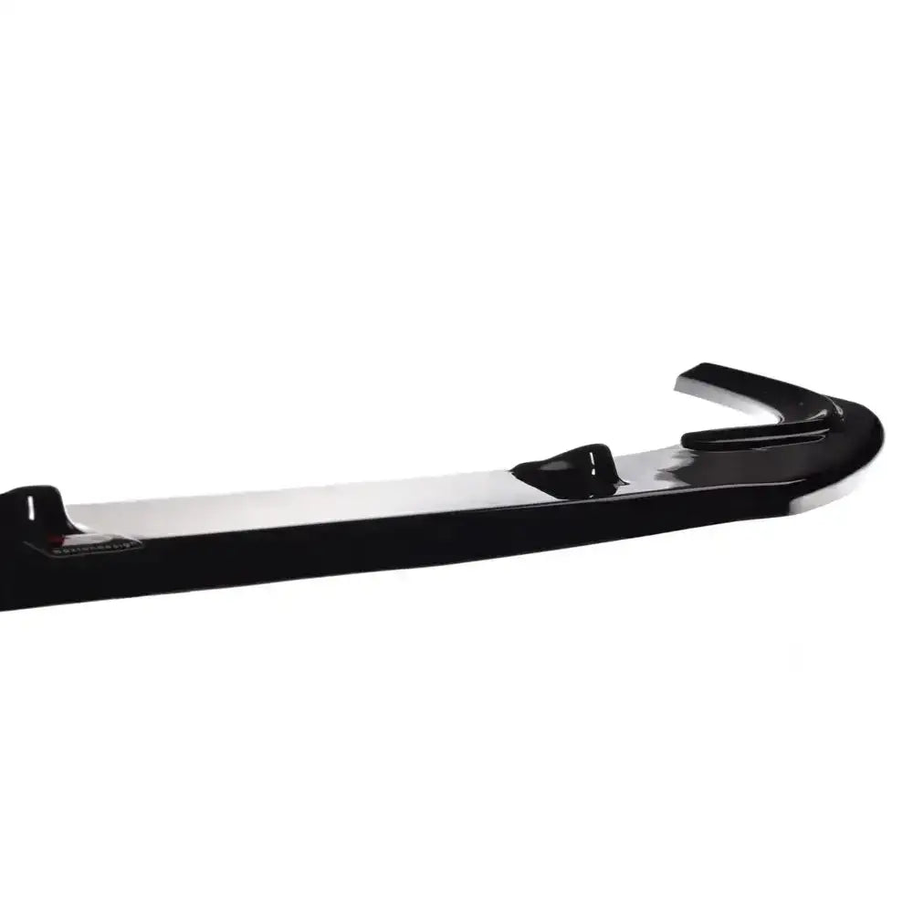Frontspoiler til Lexus Gs Mk.3 V.1 i sort plast med buer og monteringspunkter mot hvit bakgrunn.
