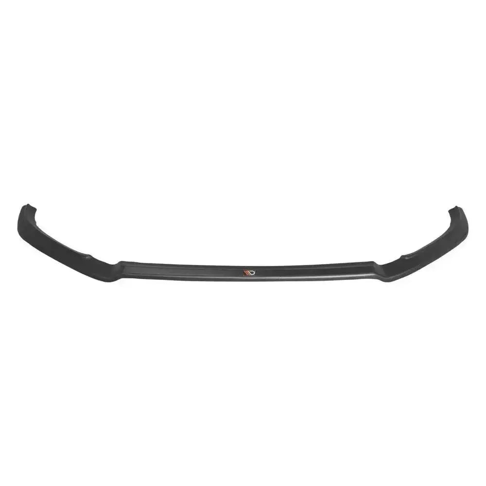 Front splitter Mazda 3 BM Facelift sort plastspoiler sett forfra med logo og vinklet design.
