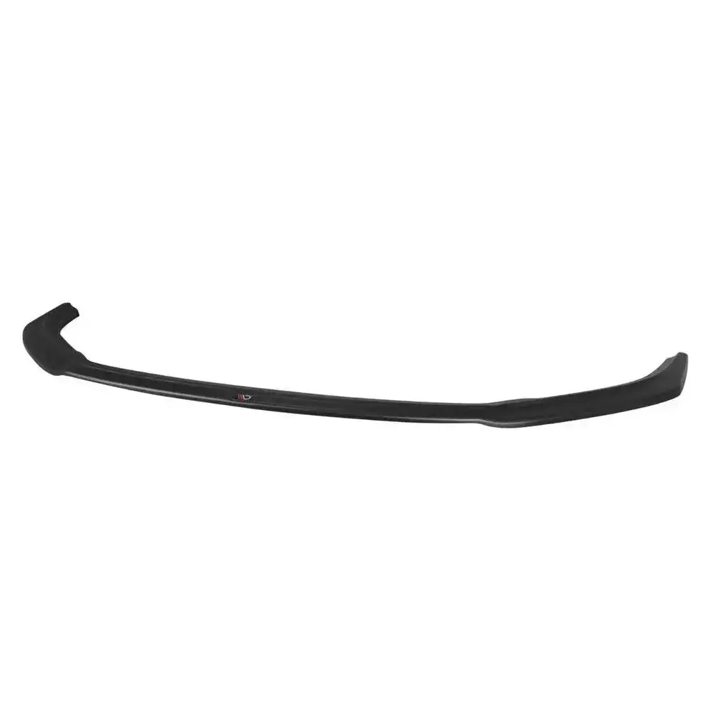 Frontsplitter til Mazda 6 Gj Mk3 V.1, sort buet plastdel sett fra skrå toppvinkel mot hvit bakgrunn.