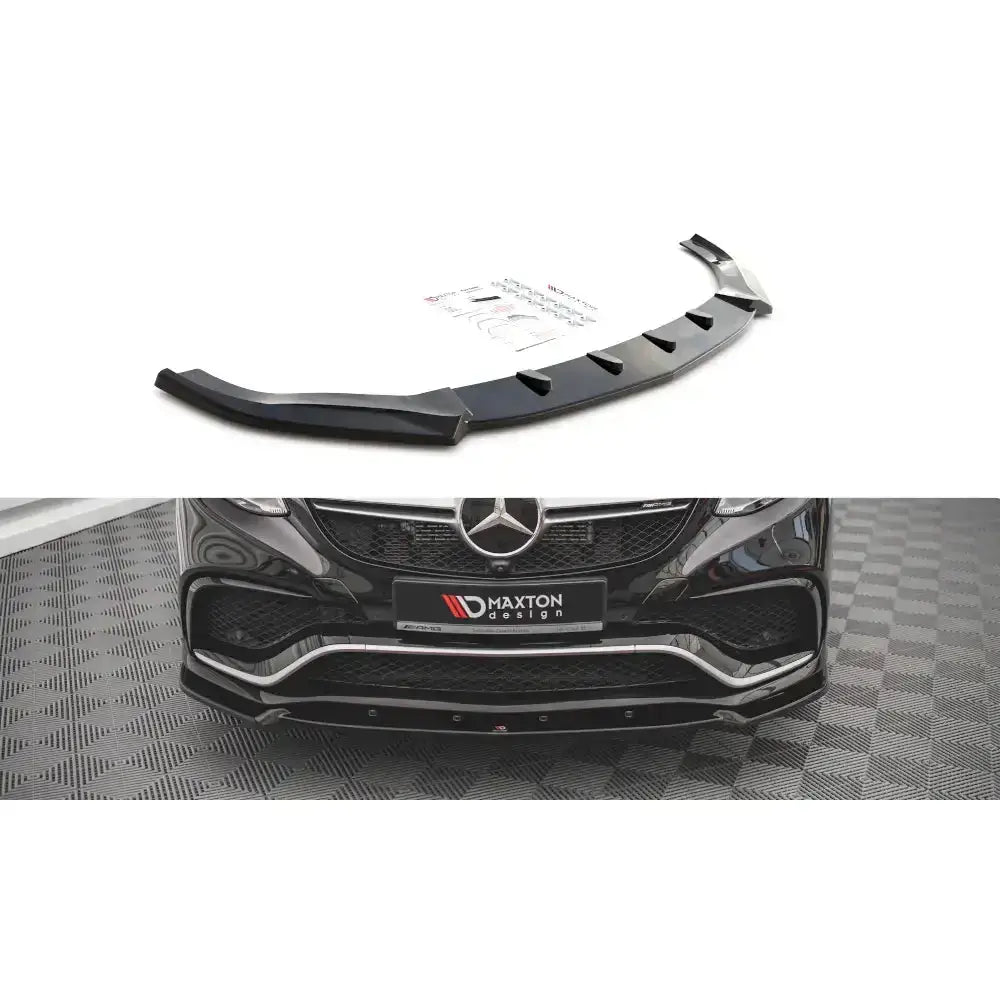 Frontleppe til Mercedes GLE Coupe 63AMG C292, sort plast med flere kanter, vist montert og separat.