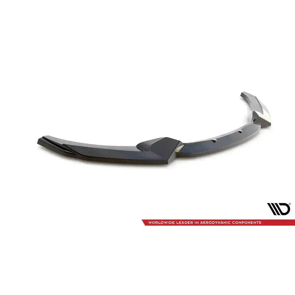 Front splitter til BMW 2 Serie M-Pack F22, sort hardplast med markerte kanter og innfestingspunkter.