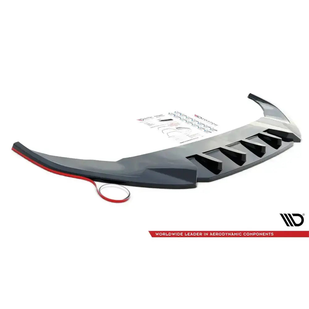 Frontspoiler til BMW 2 Serie M-Pack F22, sort med rød kantlist, finner og monteringsutstyr synlig.
