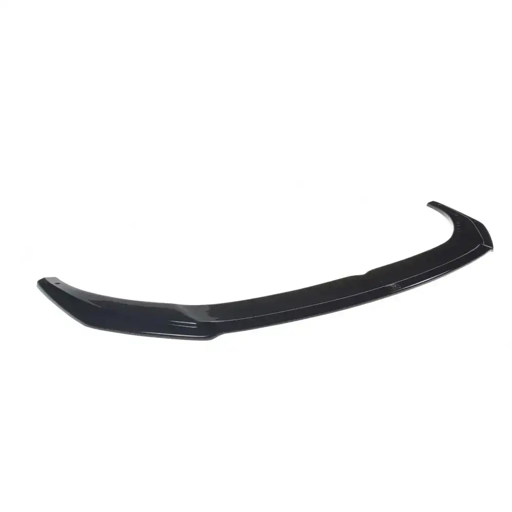 Front lip til Kia Proceed GT Mk 3 V.2 i sort, glanset plast sett ovenfra mot hvit bakgrunn.
