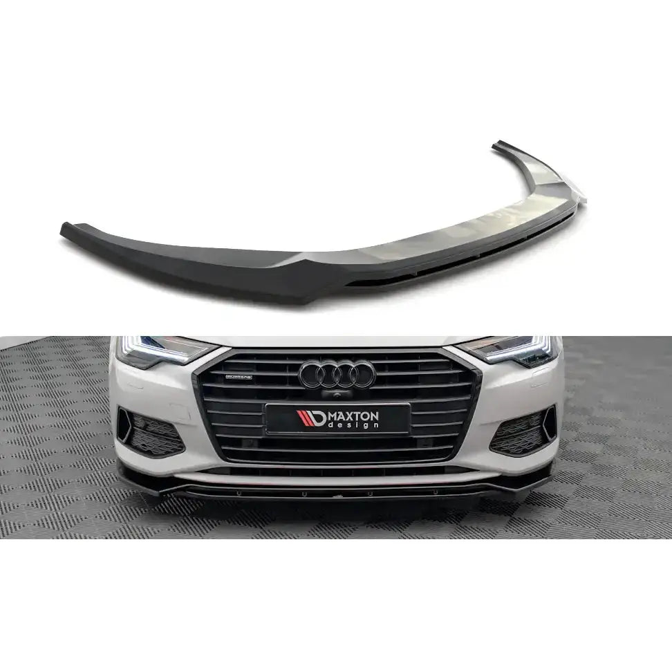Frontleppe V.3 Audi A6 C8 i svart plast med sporty design og markerte linjer, vist som produktbilde.