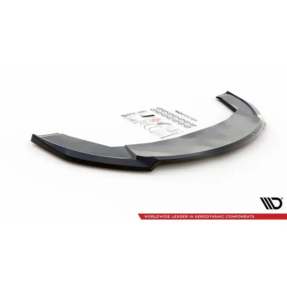 Front splitter til Seat Ibiza Cupra Mk3 V.3, svart plast med monteringssett og instruksjoner ved siden av.