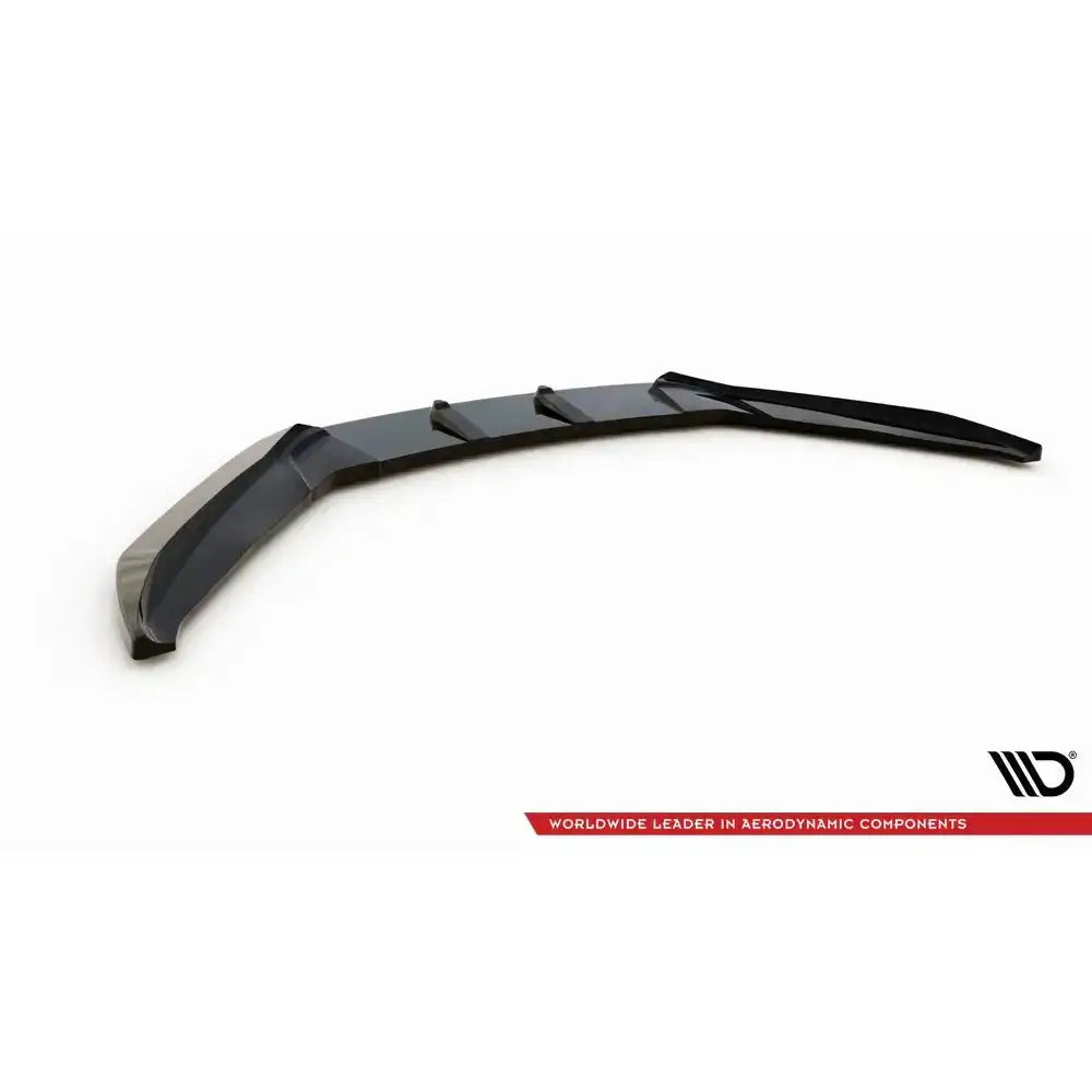 Frontleppe til Volkswagen Scirocco Mk3 V.3 i svart blank plast med vertikale forsterkninger.