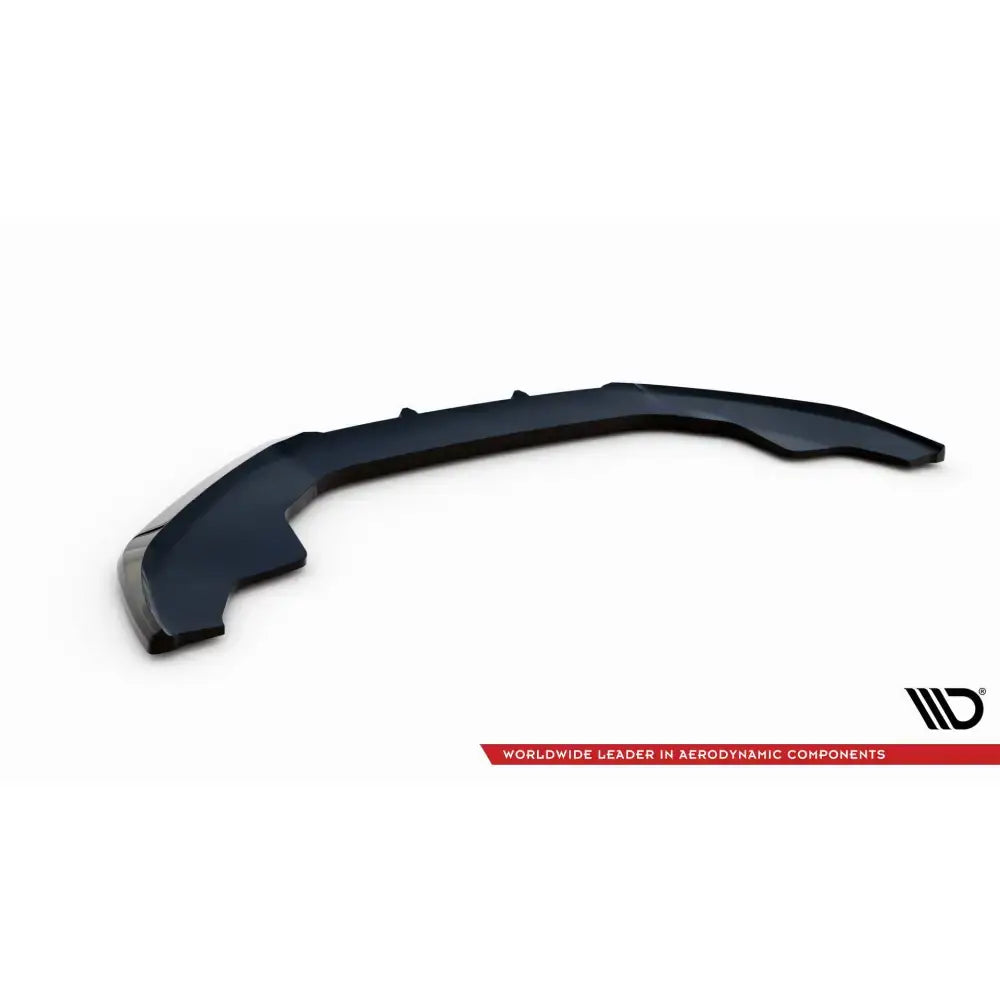 Front splitter til Audi A4 Competition B8 Facelift med markerte kanter, sett skrått ovenfra.