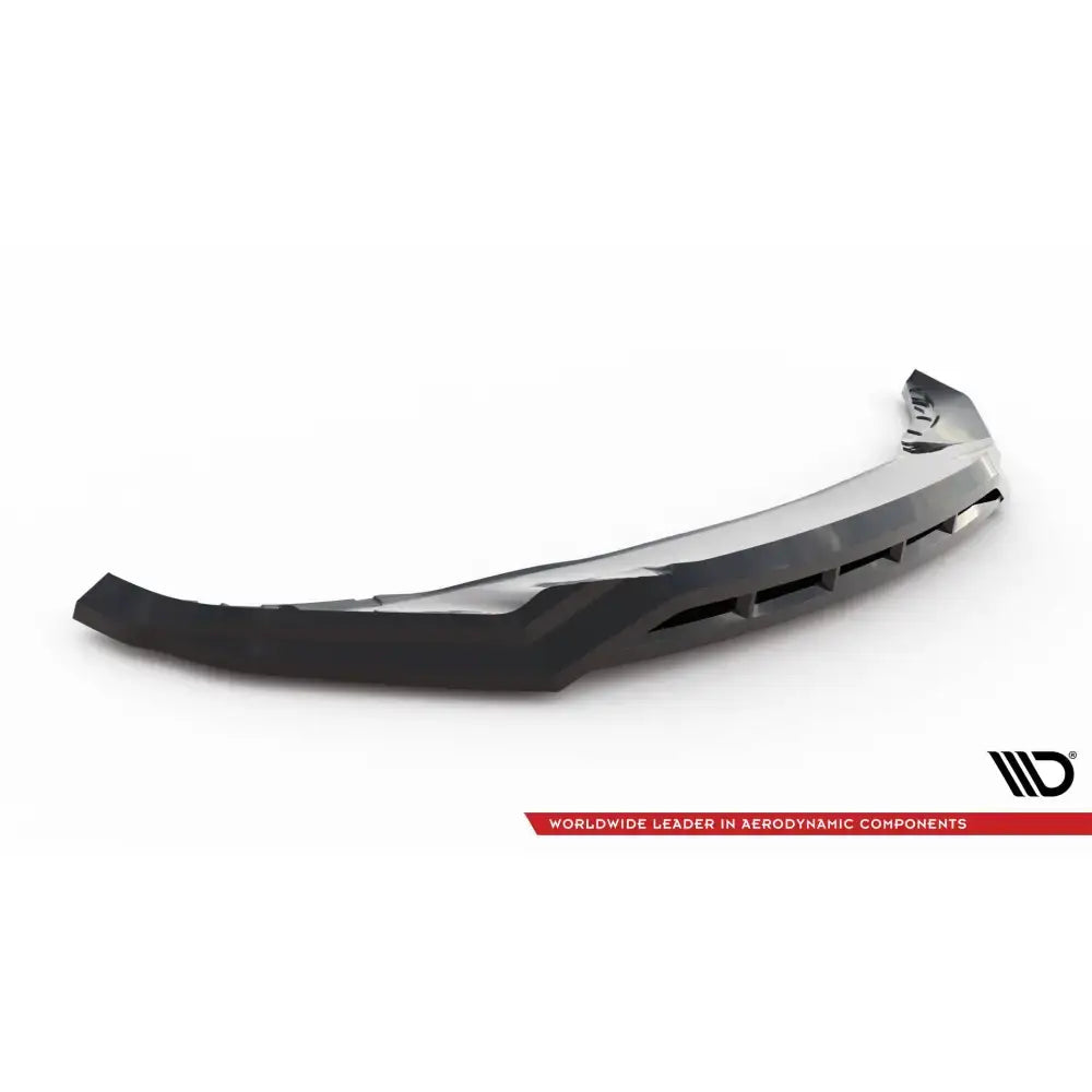 Front splitter til BMW X5 M-Pack G05 Facelift, svart plast med markerte kanter og luftkanaler.