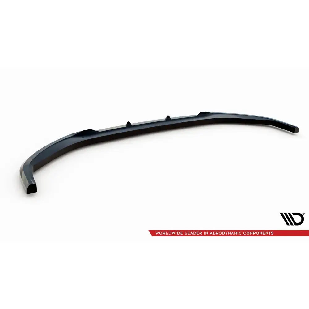 Frontleppe til Mazda CX-60 Mk1 i svart plast med aerodynamisk design, sett skrått ovenfra.