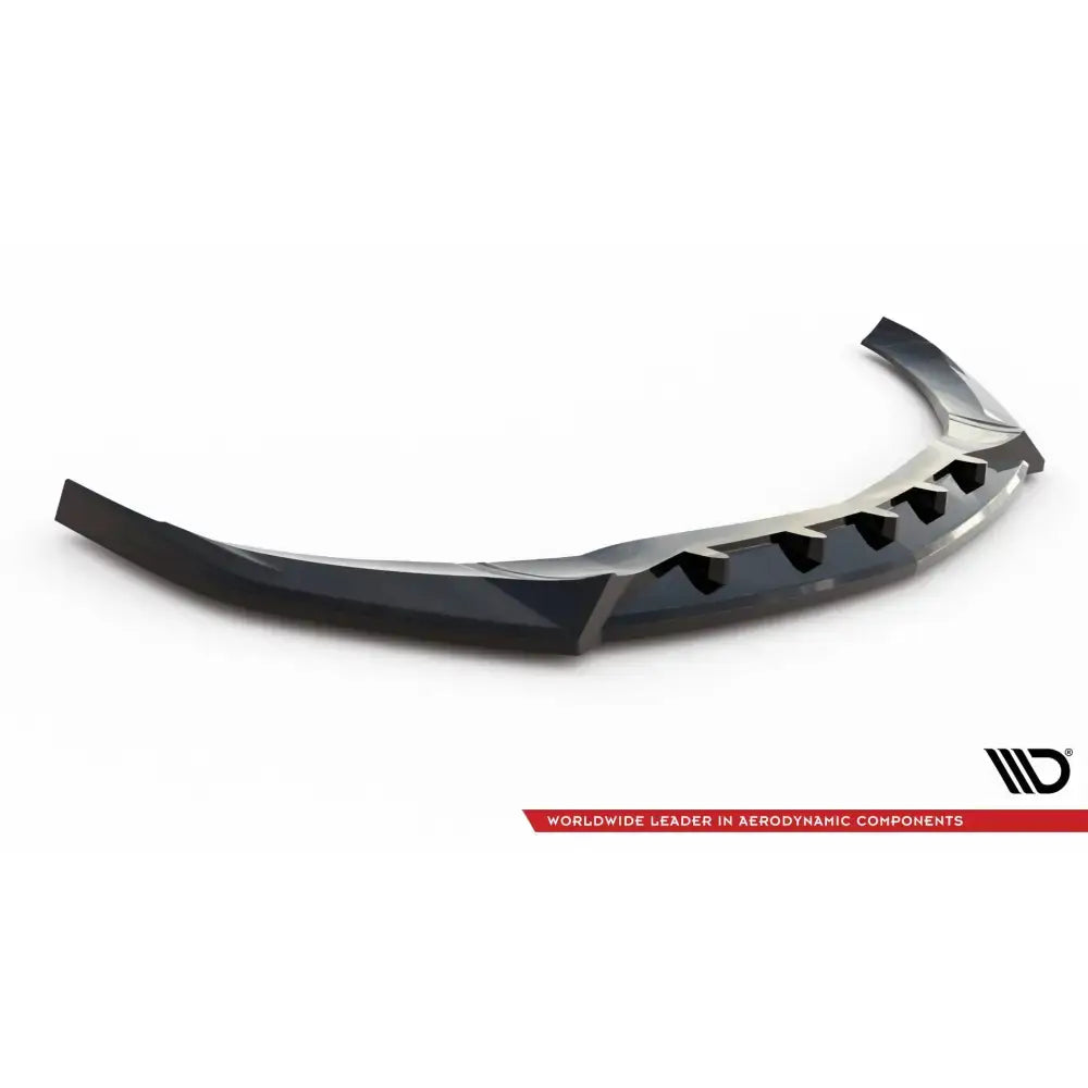 Front splitter til Mercedes-Benz A AMG-Line W176 Facelift, svart plast med luftkanaler, sett skrått ovenfra.