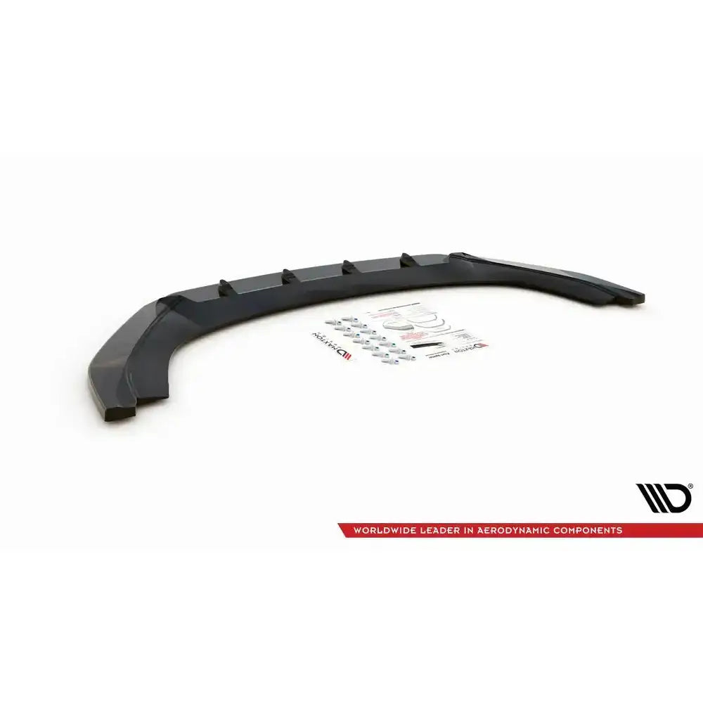 Frontleppe til Volkswagen Caddy Mk3 Facelift, svart plast med monteringsutstyr og instruksjoner.