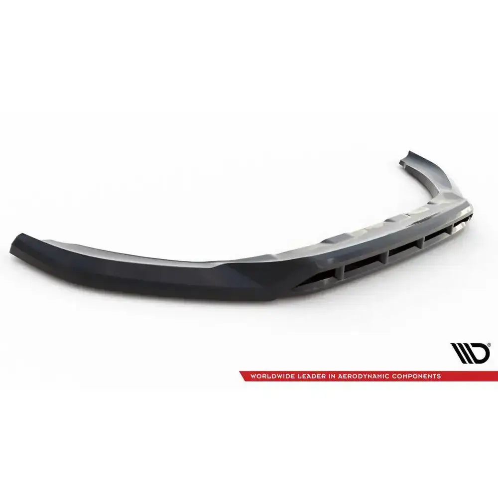 Front splitter for Volvo XC60 13-17 R-Design, svart og grå plast med markerte kanter, skrå vinkel.