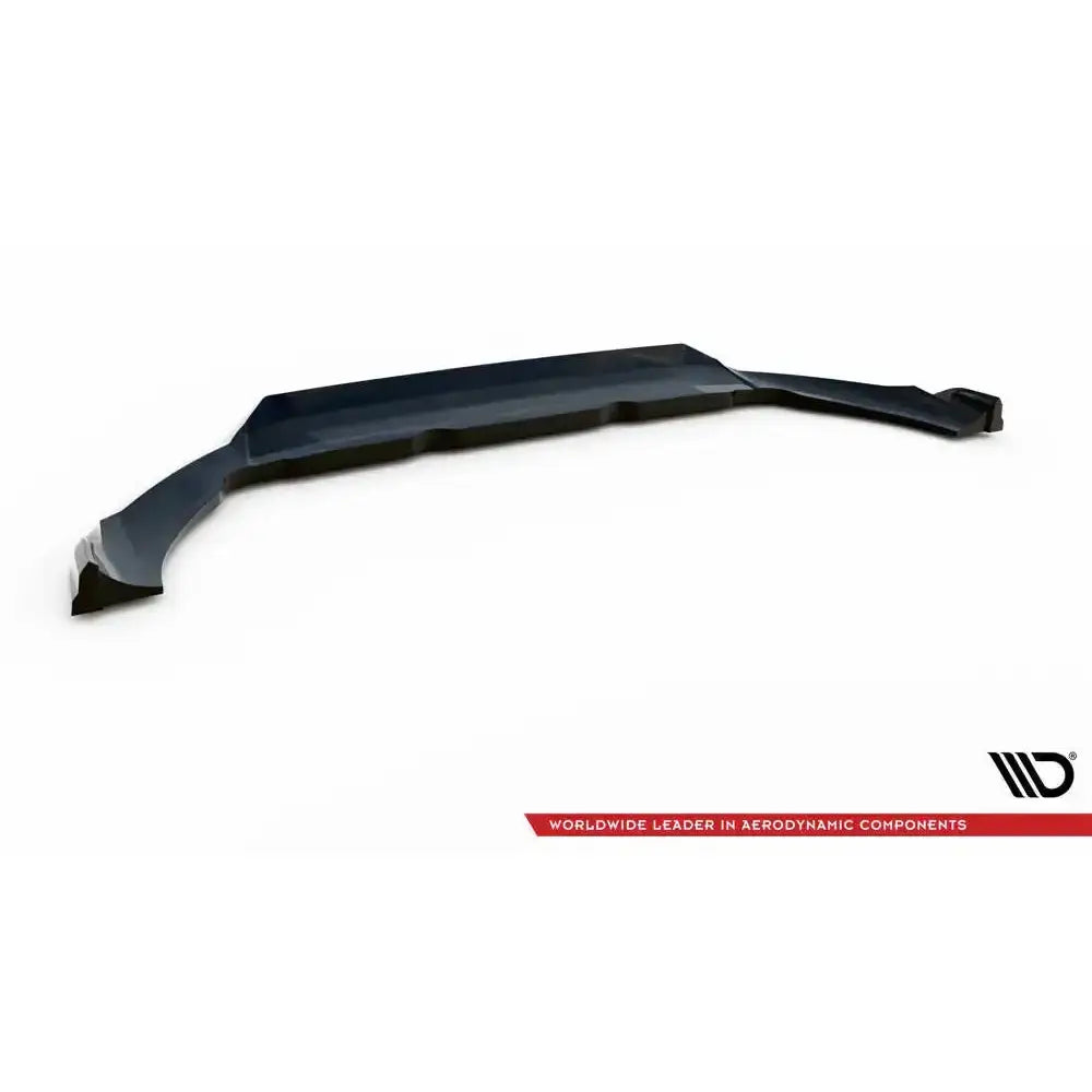 Frontleppe til Volvo XC60 R-Design Mk2 Facelift, sort plast med glanset finish, sett skrått ovenfra.