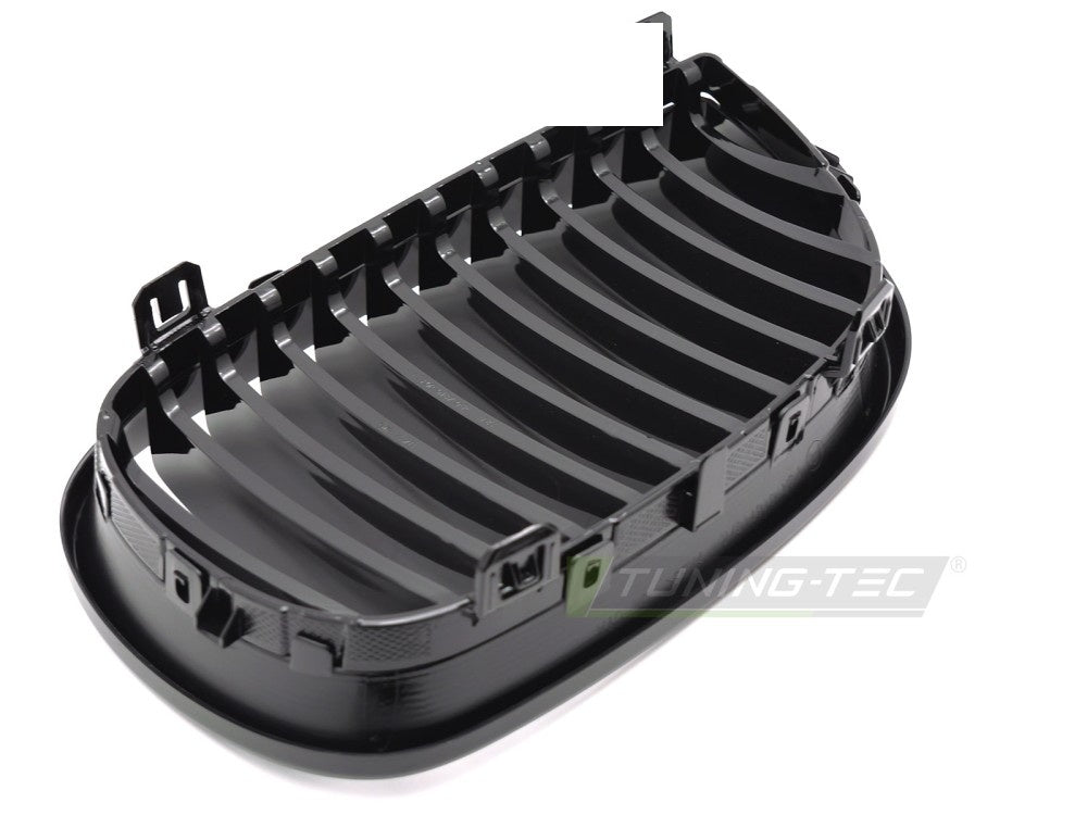 Svart blanklakkert grill til BMW E81 E87 2004-2007 – produktbilde