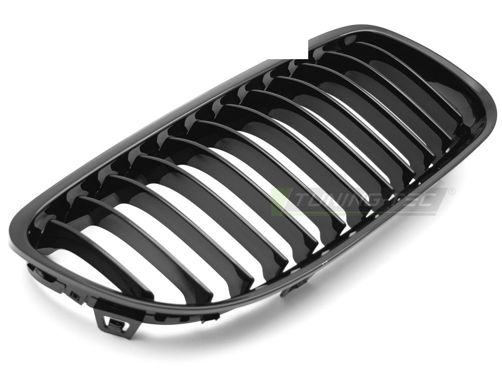 Blank nyregrill BMW E90 E91 LCI detaljbilde av overflaten