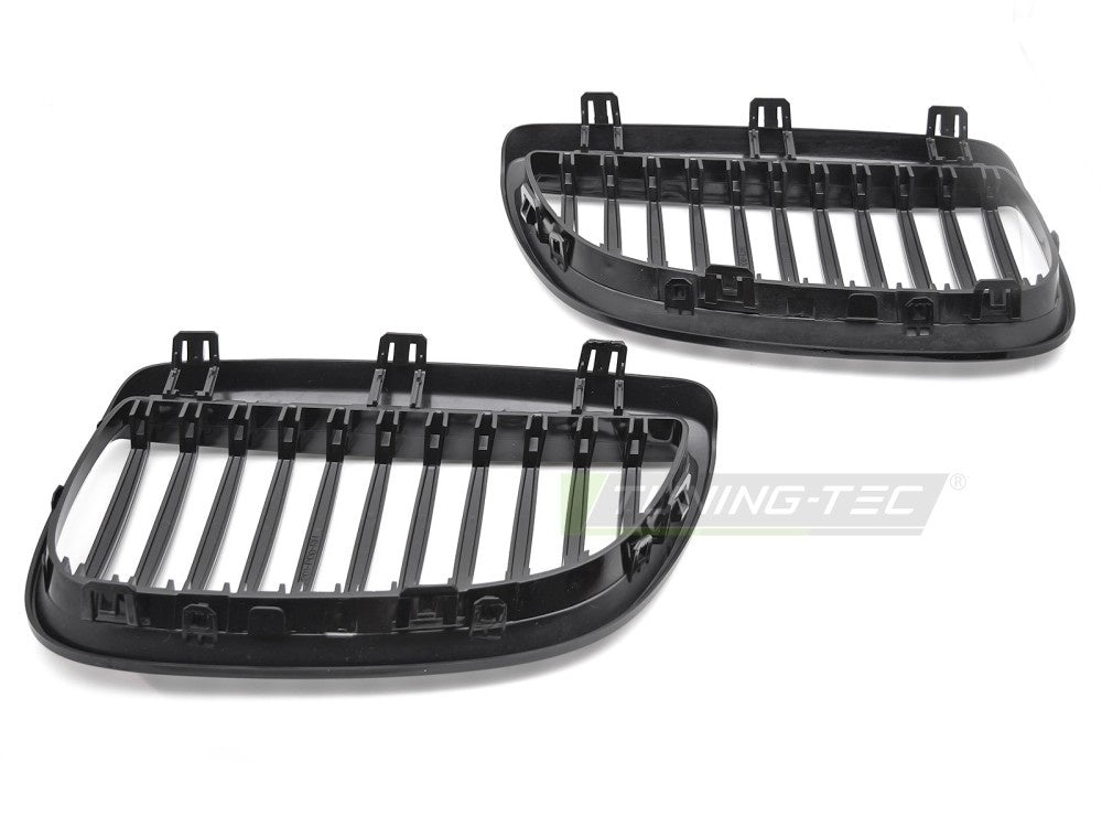 BMW 3-Serie E92 E93 grill i blank svart finish skrått forfra