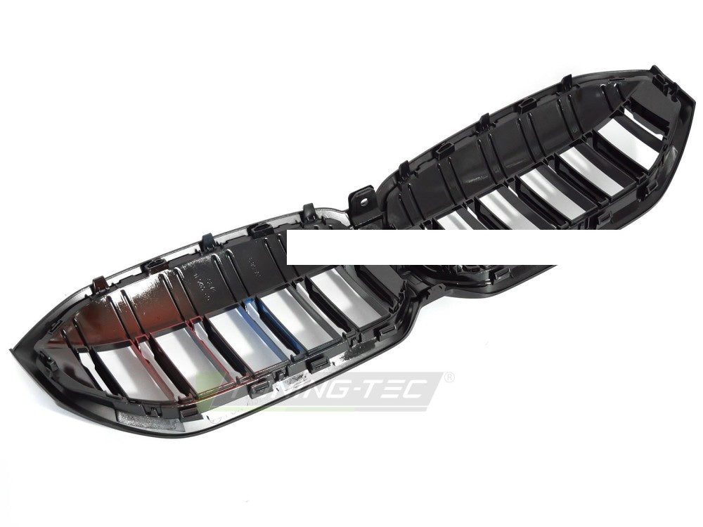 Glossy svart sportsgrill GRBMK5-G21 med tri-colour aksent for BMW G20 G21 LCI fra 2022