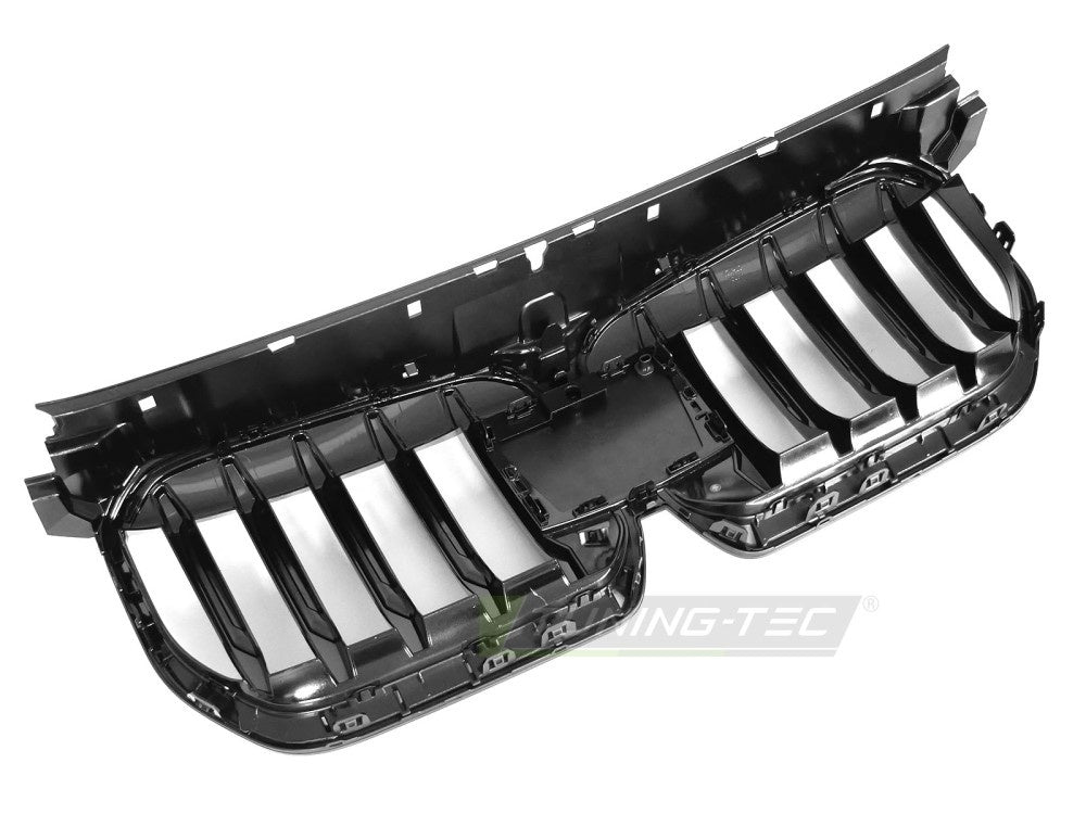 Svart grill BMW X1 U11 2022 detaljbilde av overflate og passform