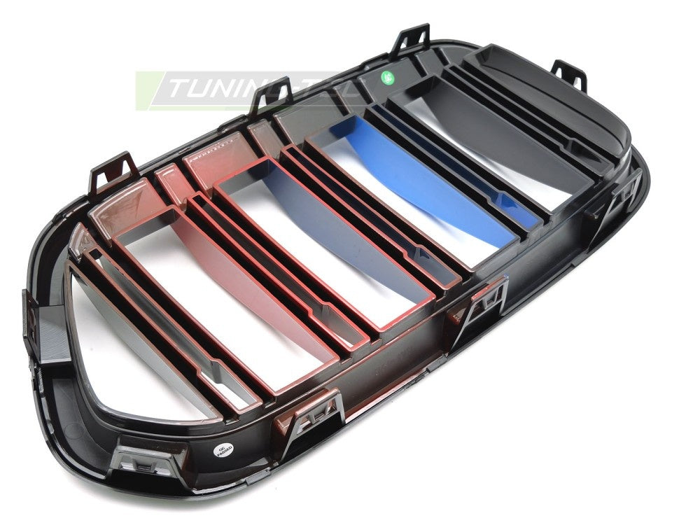 Detaljbilde sport grill GRBMV4 til BMW X2 F39 2018–2023 glossy svart