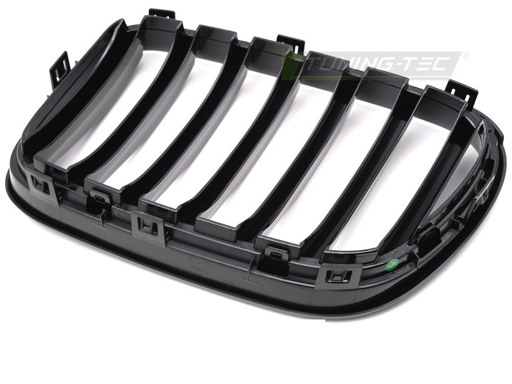 Helsvart grill til BMW X3 F25 med blank finish produktbilde