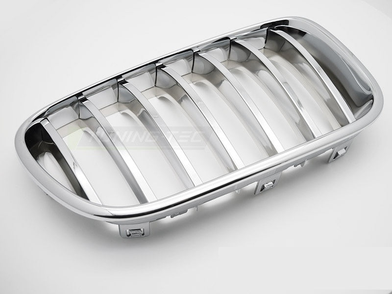 Kromgrill til BMW X3 F25 pre-facelift montert på frontparti