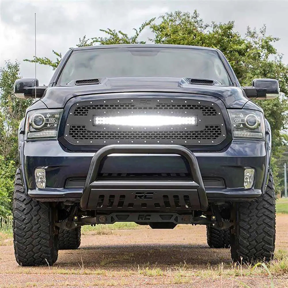 Grill med Dobbel Led-stripe 30’’ Black Series Rough Country - Dodge Ram 1500 Ds 13-19