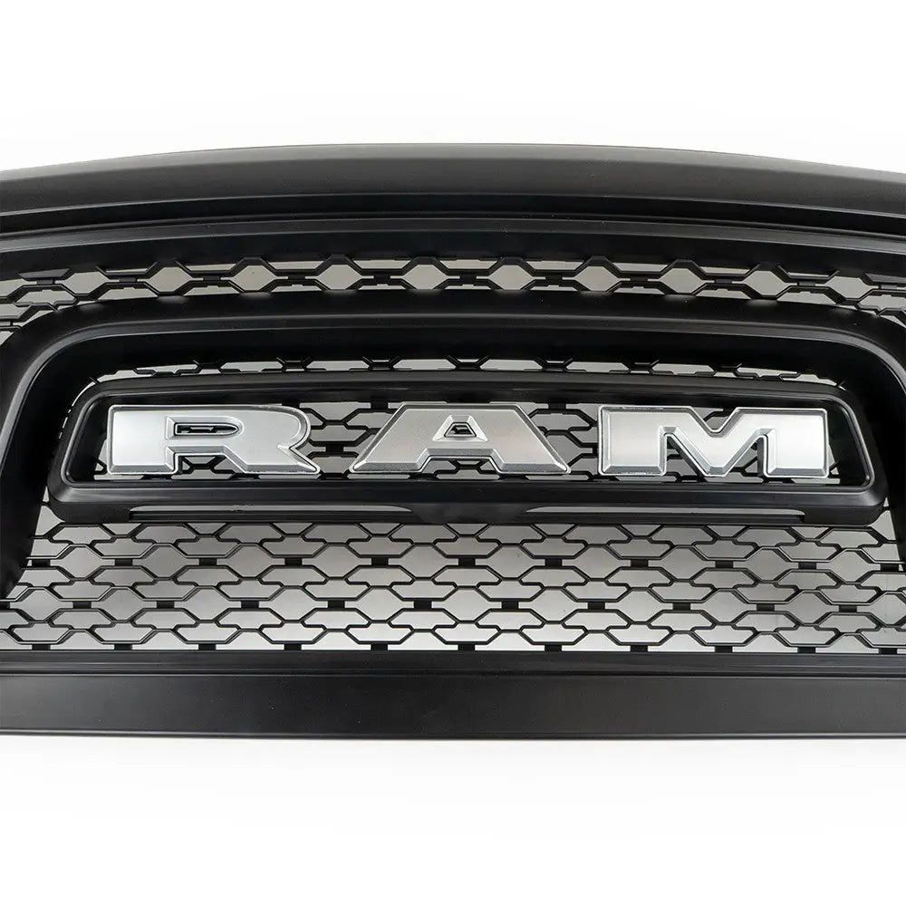 Grill med Ram-emblem i Sølvfarge for Ram Rebel Ofd - Dodge Ram 1500 Ds 14-19