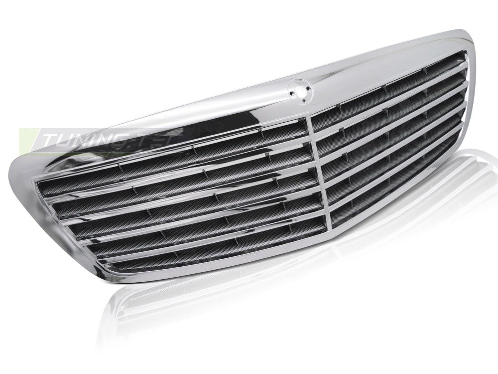 Frontgrill med krom-ramme og karbon-finish montert på Mercedes W221 pre-facelift