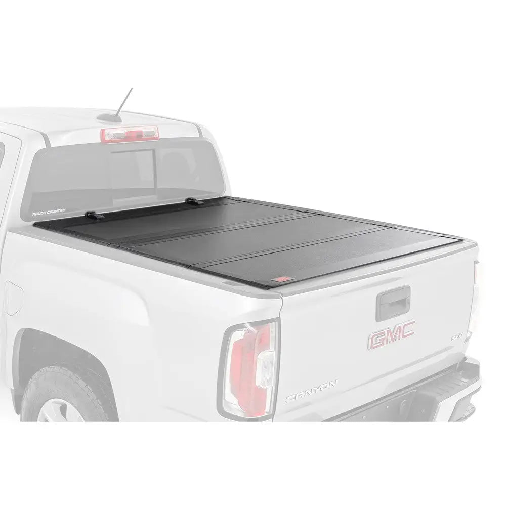 Hardt Deksel Paki Tri-fold Flip Up Rough Country 6’ - Chevrolet Colorado 23- - 1