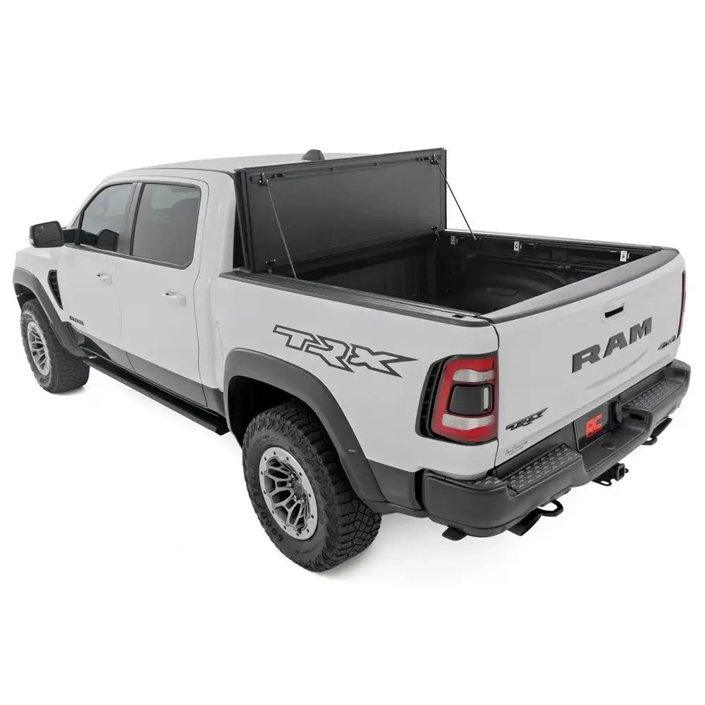 Hardt Deksel Pakken Tri-fold Flip Up Rough Country 5’7’ - Ram 1500 Dt 19-. - 7